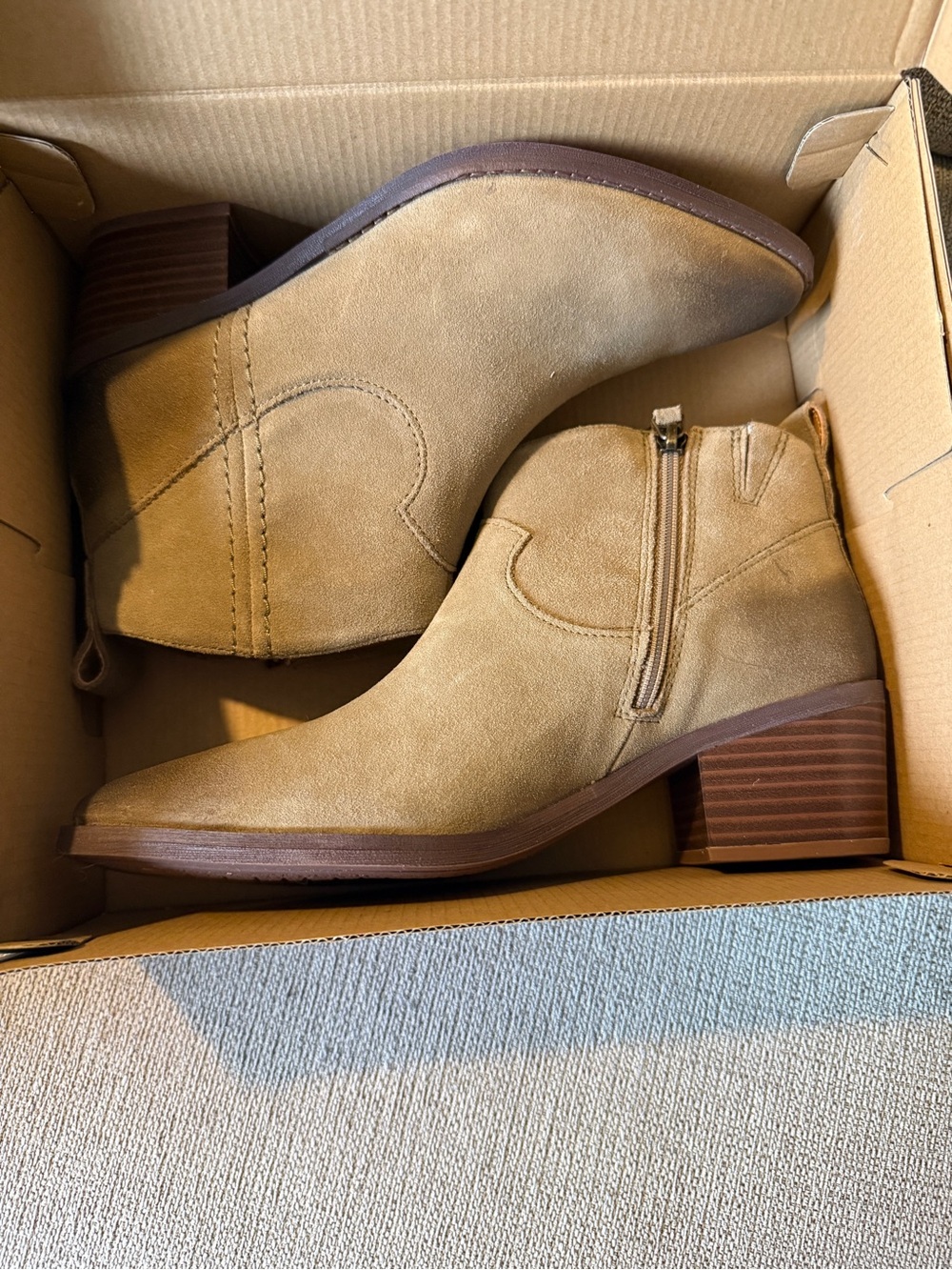 Clarks Women's Morzine Sky Dark Sand Suede